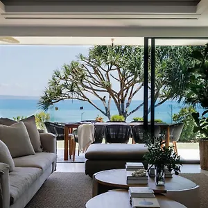  Holiday home Court 4 Beachfront Bliss Australia